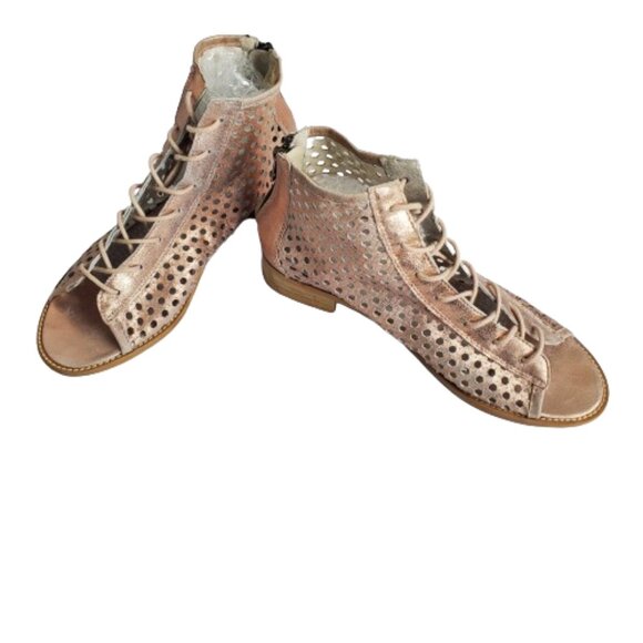 Musse & Cloud Aiden Perforate Metallic Pink Lace Up Open Toe Flat Sandals. - Picture 7 of 10